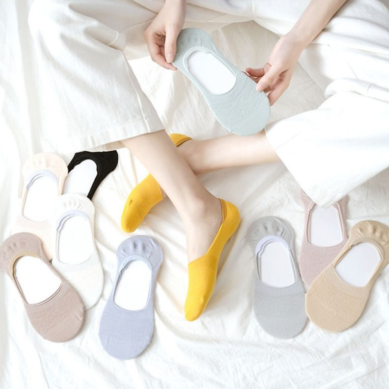 Ponožky žen s plnou barvou žen s mělkými dutými ponožkami